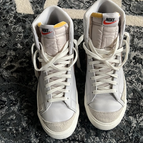 Mens Nike Blazer 11 - Picture 2 of 4